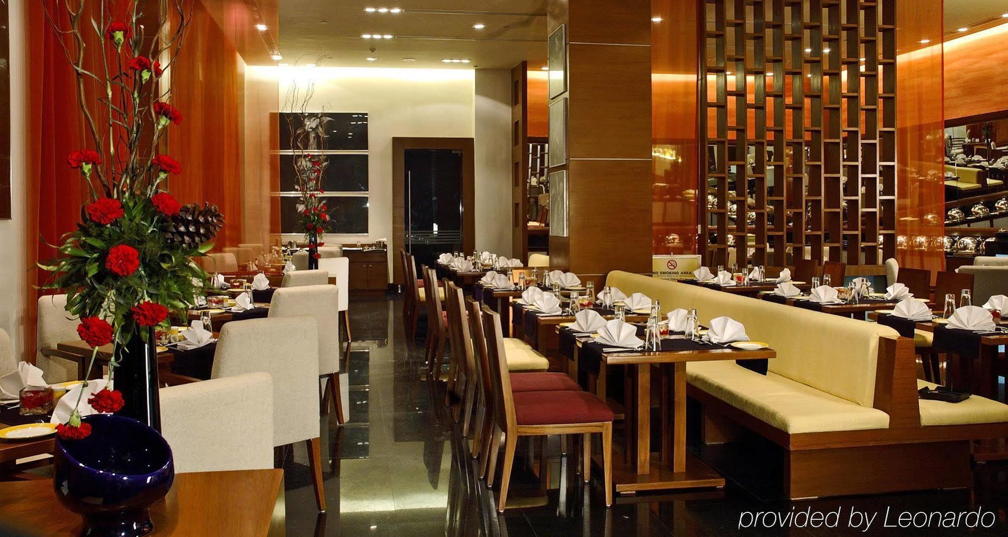Fortune Select Global, Gurugram - Member Itc'S Hotel Group Gurgaon Restoran fotoğraf